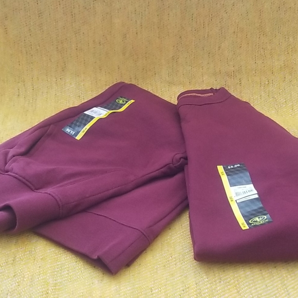 Fleece Jogger Suit Burgundy - Picture 2 of 3